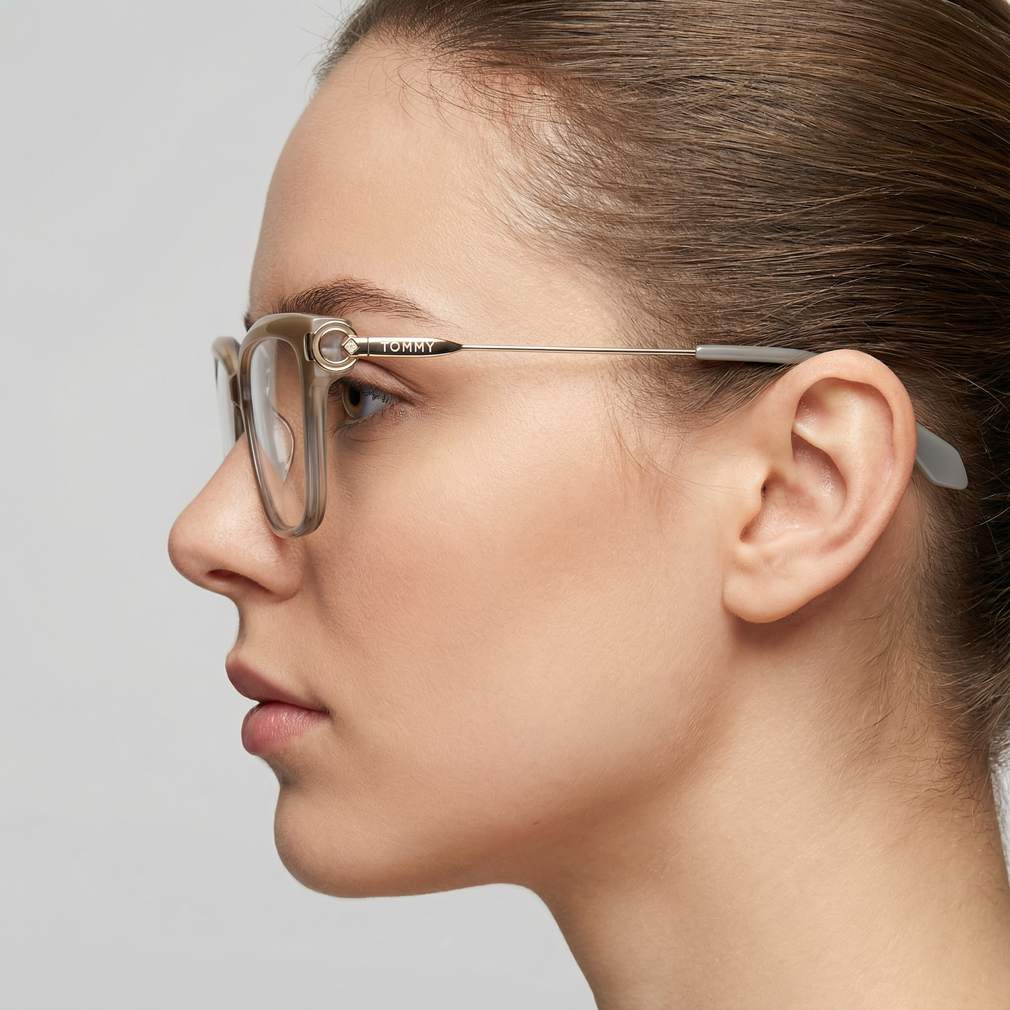 TOMMY FASHION — Opaline Signature Optical Frame