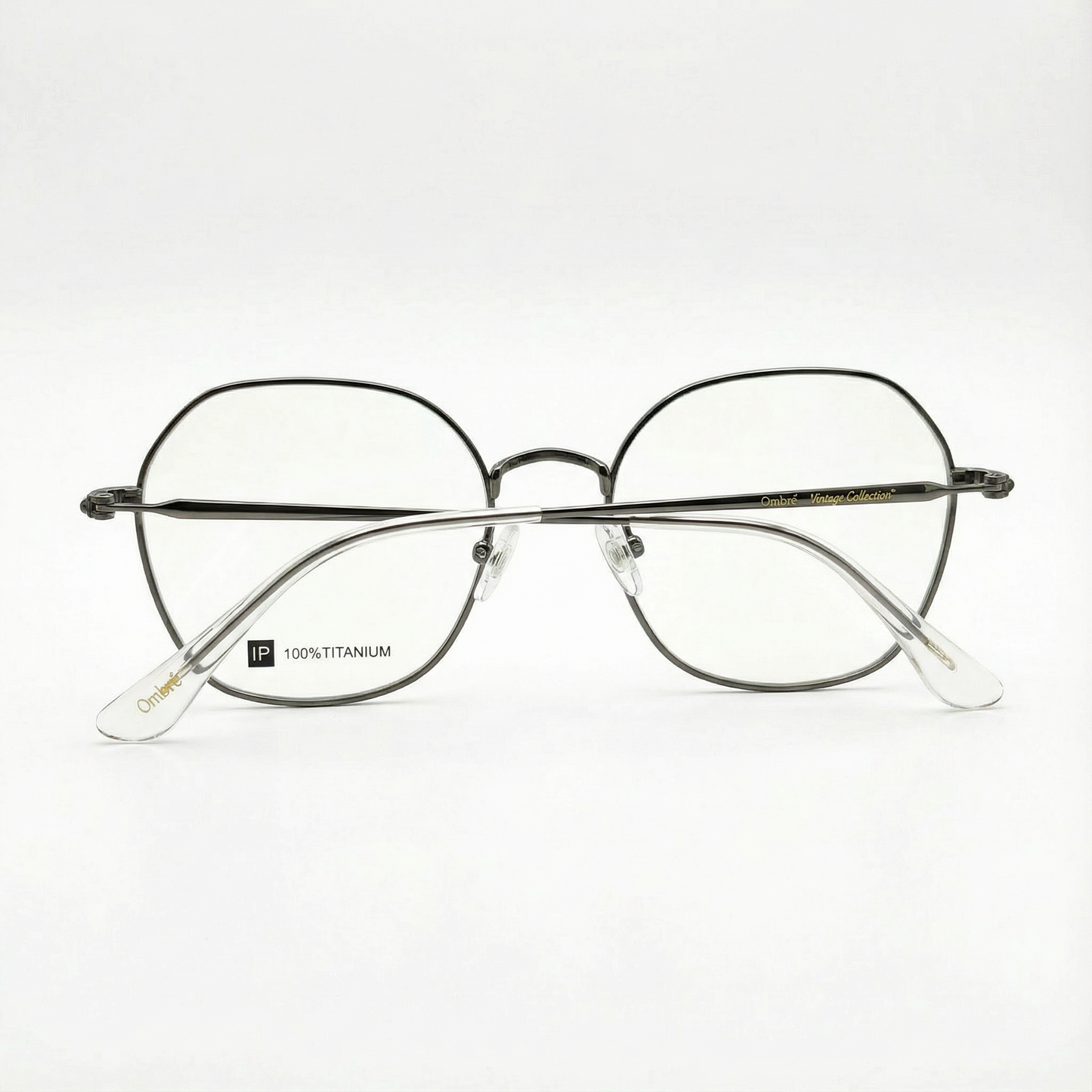 Élan Verre A study in precision, balance, and quiet authority.