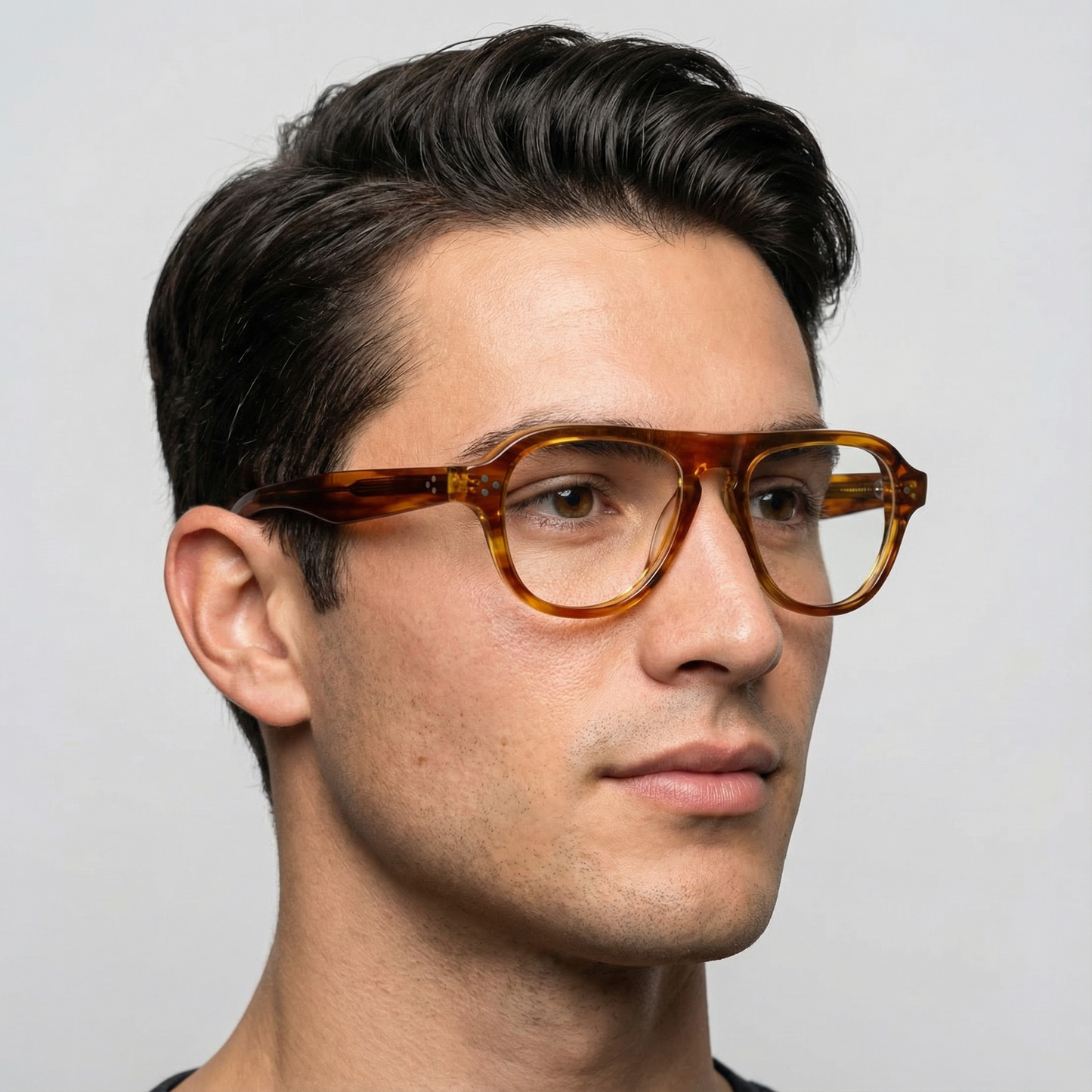 Doré – meaning “golden,” minimal and luxurious