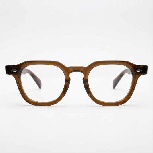 Noisette — soft brown tones, chic and subtle